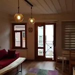 Ξενοδοχείο με διαμερίσματα Linden