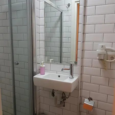 Hotel apartamentowy Linden