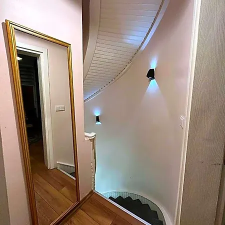Linden Apartahotel